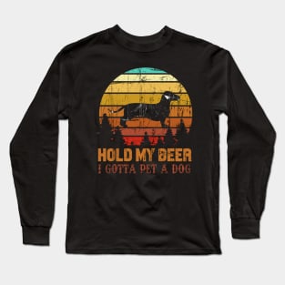 Holding My Beer I Gotta Pet This Dachshund Long Sleeve T-Shirt